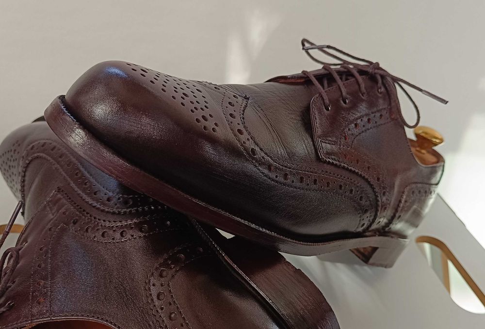 Pantofi derby brogue 40 lucrati manual Lavoratione Art. piele naturala