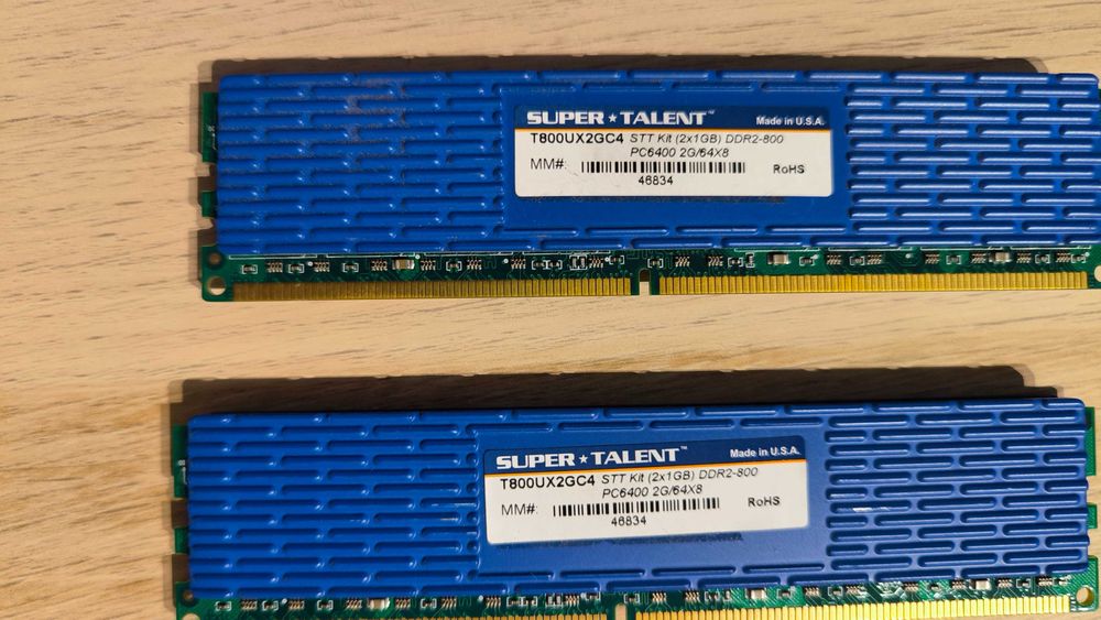 2 x 1GB DDR2 KIT 800Mhz