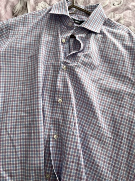 Camasa HUGO BOSS/Burberry!! Urgent!!