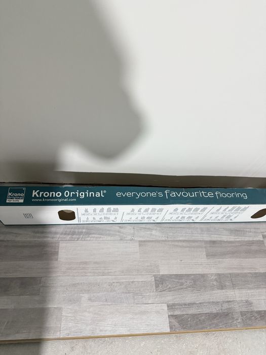 Продам новый ламинат