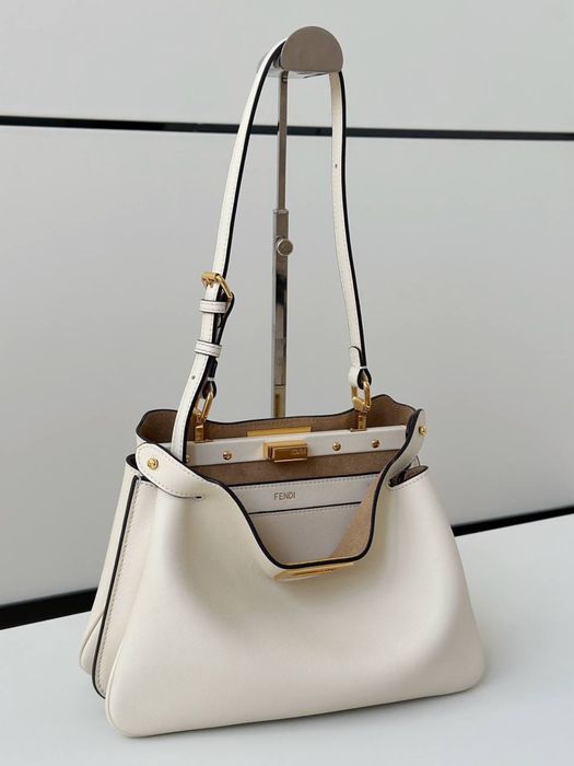 Geanta Fendi Peekaboo