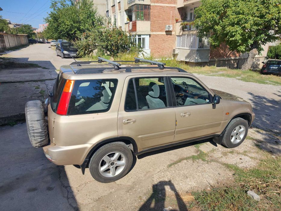 Продавам автомобил