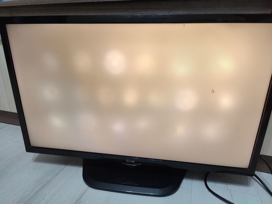 Телевизор LG 32 инча