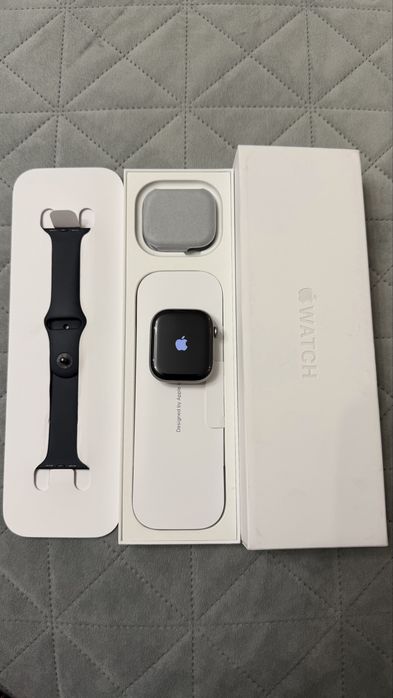 Apple Watch Series 11 46mm Space Gray