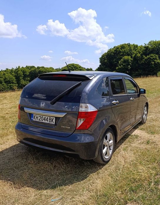 Honda FRV 2.2 CDTi - 6 местна