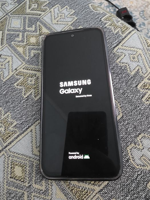 S 23Fe телефон Б/у