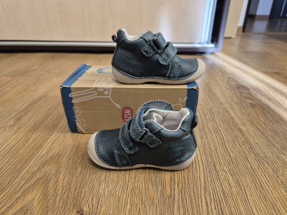 Pantofi sport D.D. Step - marime 20