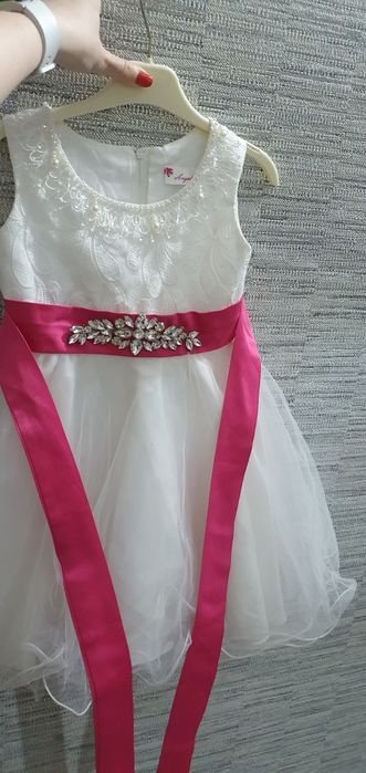 Платье на девочку 3-5 лет