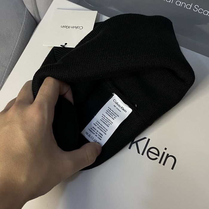 Шапка Calvin klein