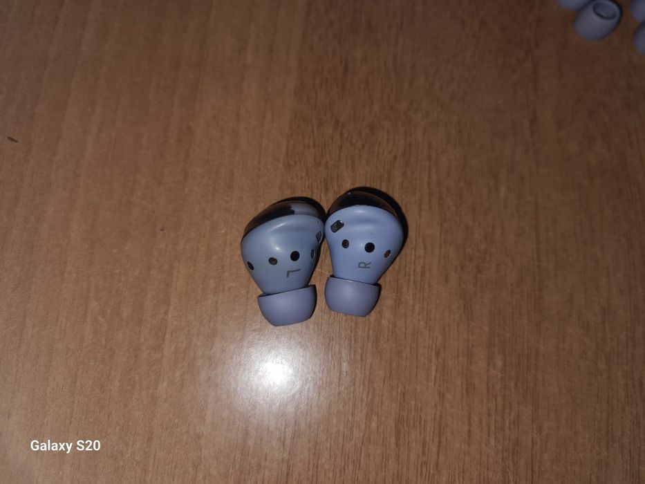 Продам наушники samsung buds pro