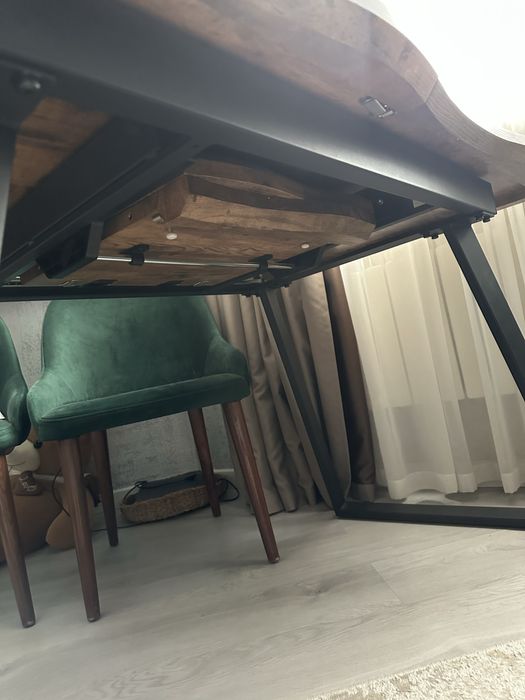 Продам раздвижной стол