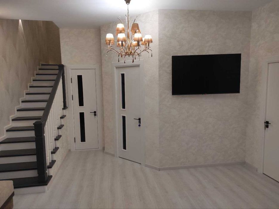 Центр.Свой2х.эт.Евродом.5ком.,136кв.1,5сот.Двор.Парковка.Ор-рАэропорт