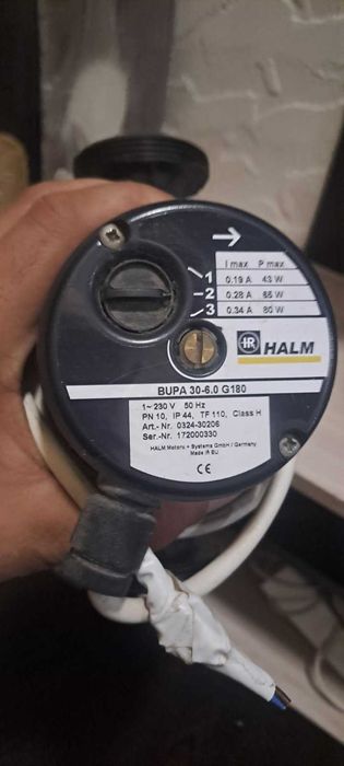 Немска помпа за камина с водна риза и упс.