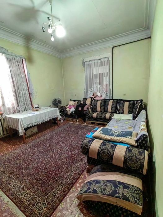 Продам дом угловой под бизнес , 6,5 соток в центре города