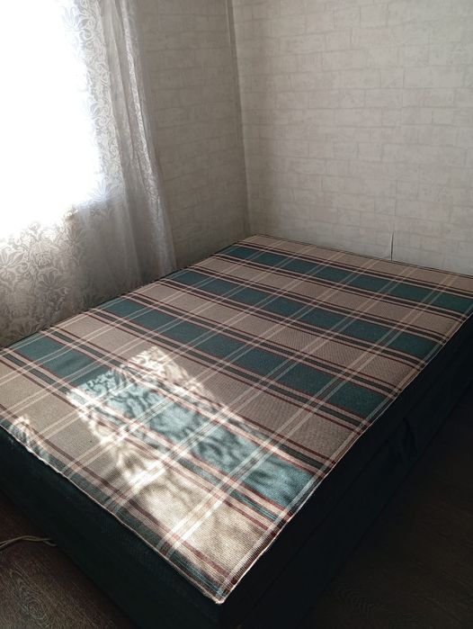 Кровать двуспальная