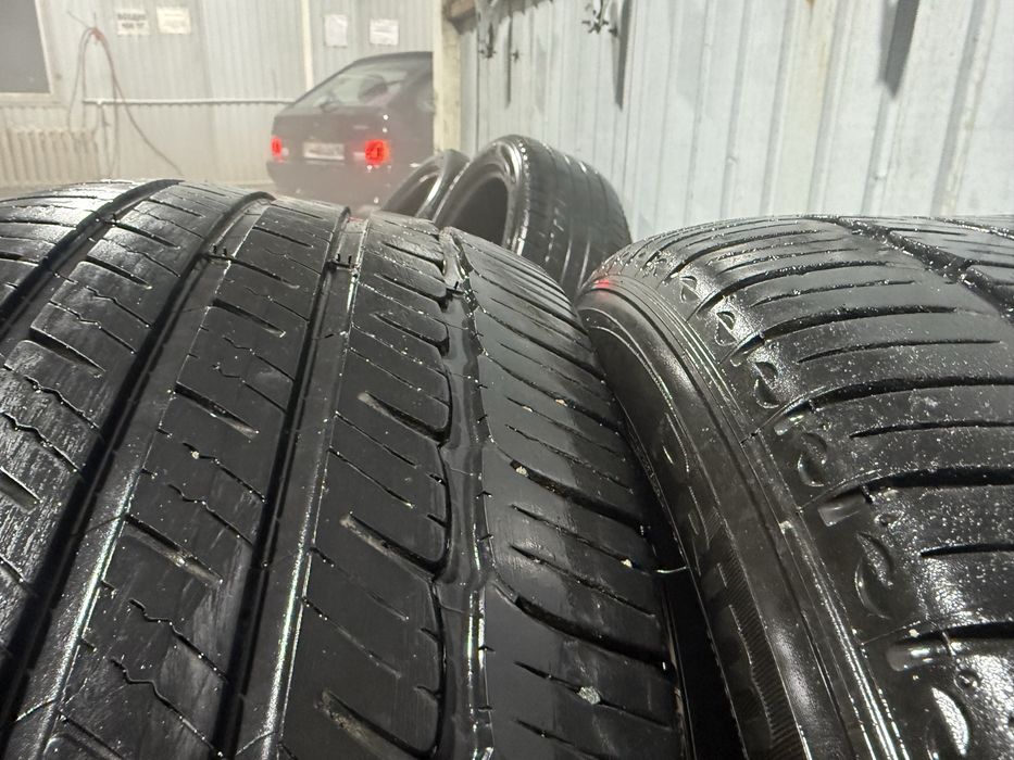 Автошины245,45,18