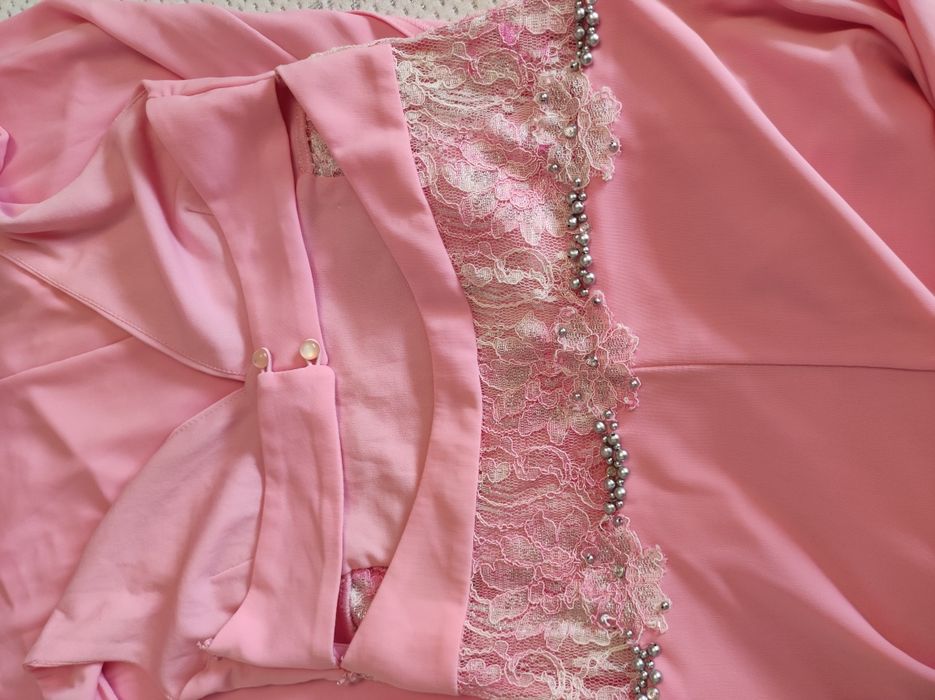 Ръчно изработена рокля по поръчка !