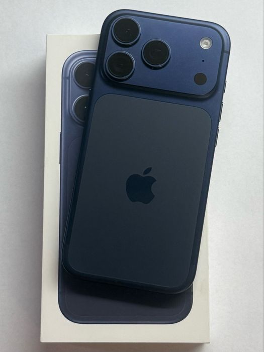 Нов! iPhone 17 Pro Blue 100% battery
