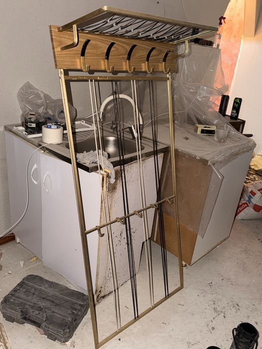 вешалка в прихожую