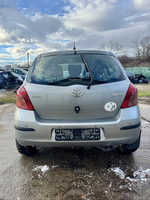 На ЧАСТИ Toyota Yaris 1.3 vvt-i 87кс 2007г Автоматик