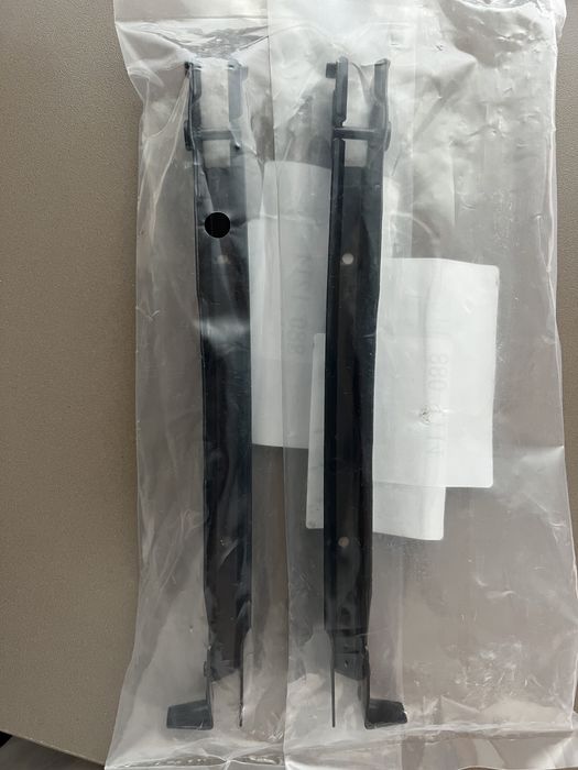 W211 крепление бампера