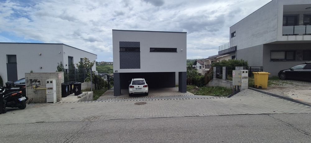 Casa cu gradina str Quinet