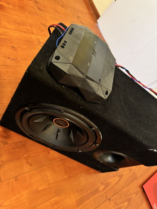 subwoofer jbl cu amplificator jbl club-5501