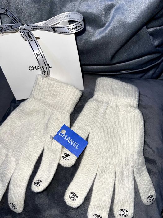 chanel ръкавици зимни унисекс плетени бели шампанско шанел аксесоар