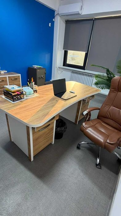 Стол руководителя