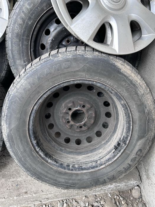 Колеса в сборе с колпаками