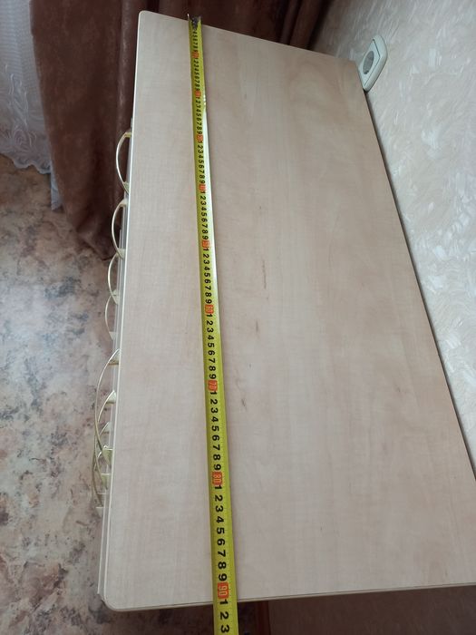 Продам комод.  Цвет молочный.
