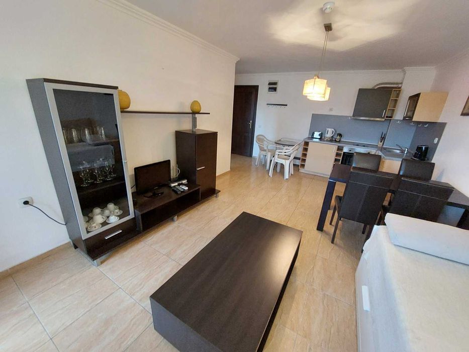 Продава се Двустаен апартамент в Свети Влас - 65 кв.м за 1277 €/кв.м - Снимка #2