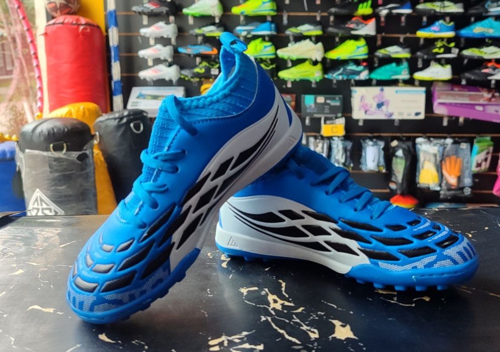 Детские бутсы и сороконожки!