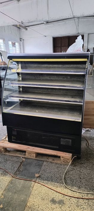 Хладилна витрина самообслужване