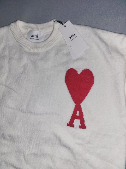 AMI Paris пуловер бял