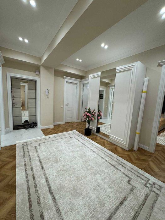 Сдаётся квартира 4/3/9 на Мирабадском, ор-р Метро Космонавт!