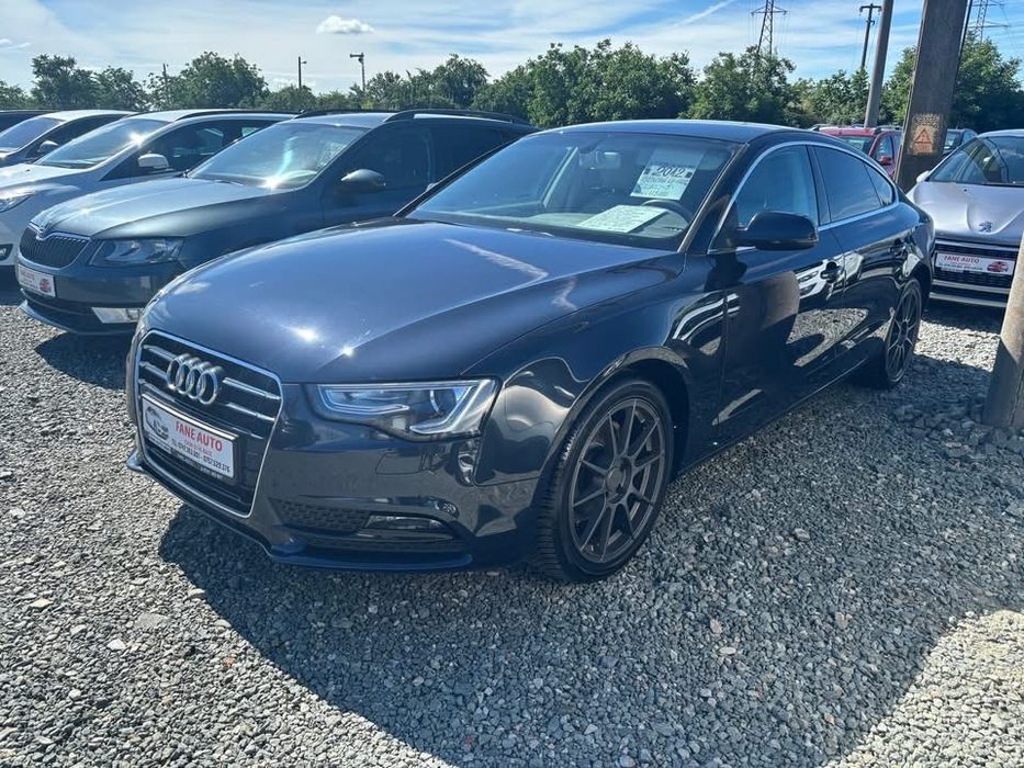 Audi A5 1.8 benzina 170 cp.Distributie schimbata ,euro 5,An 2012 facelift