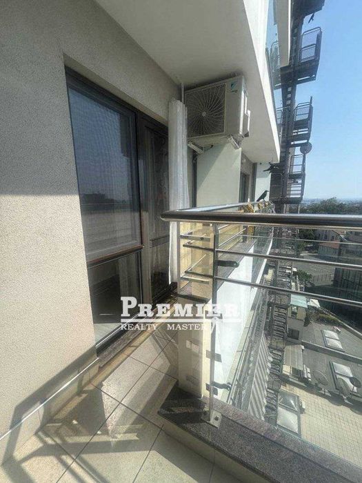 Продава се Двустаен апартамент в Бургас, Лазур - 70 кв.м за 5000 €/кв.м - Снимка #16