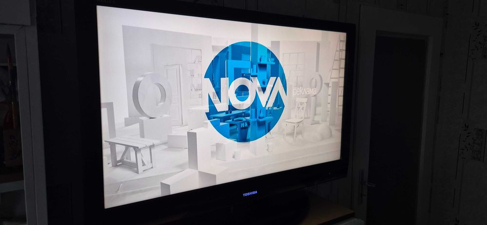 40 " LCD телевизор Toshiba Regza 40XV733