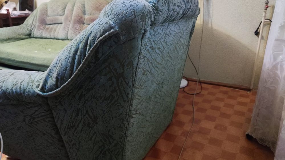 Продам угловой диван