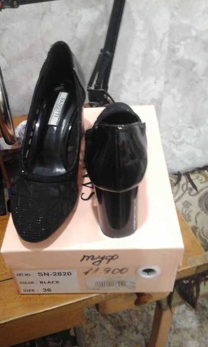 Продаю модельные красивые туфли