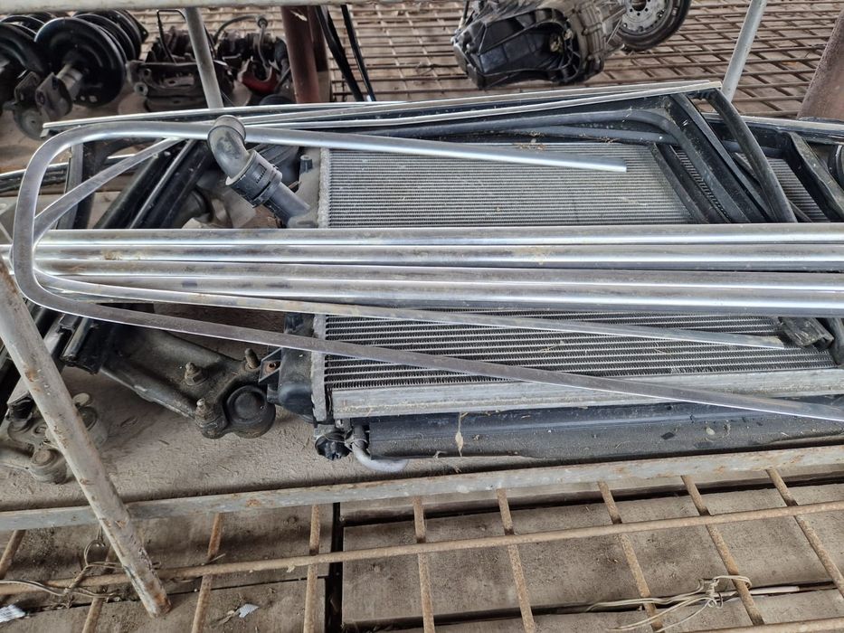 Stop Tripla ornamente crom usa rezervor torosuri passat b6