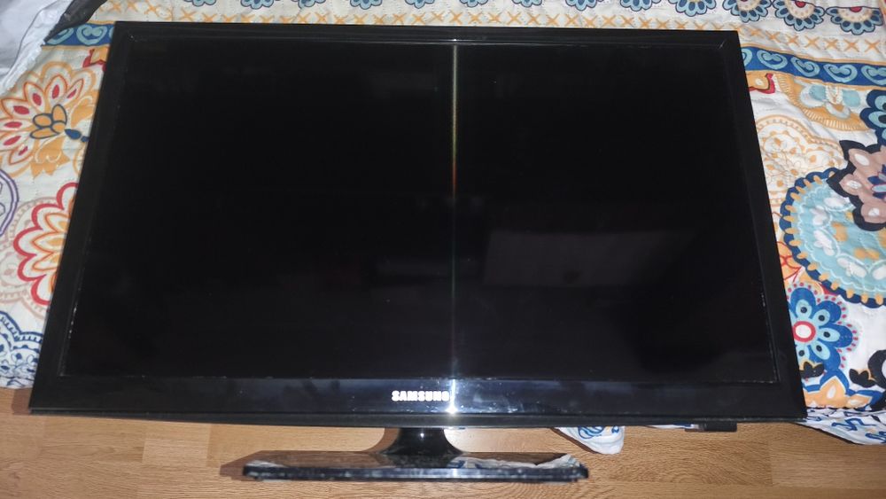 Televizor Samsung Led 24 inch FHD telecomanda originala stare perfecta