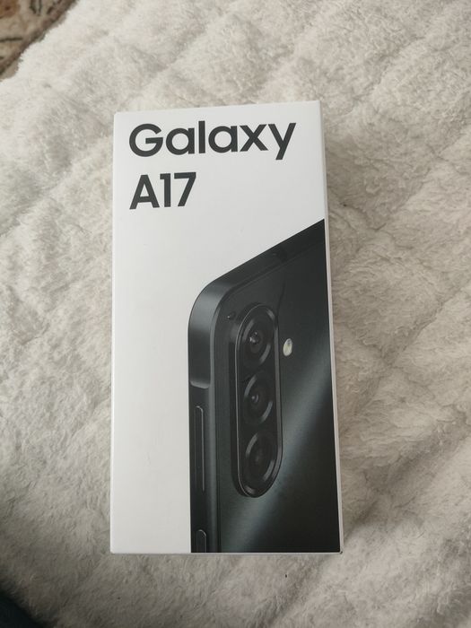 Например. Samsung a17 новая