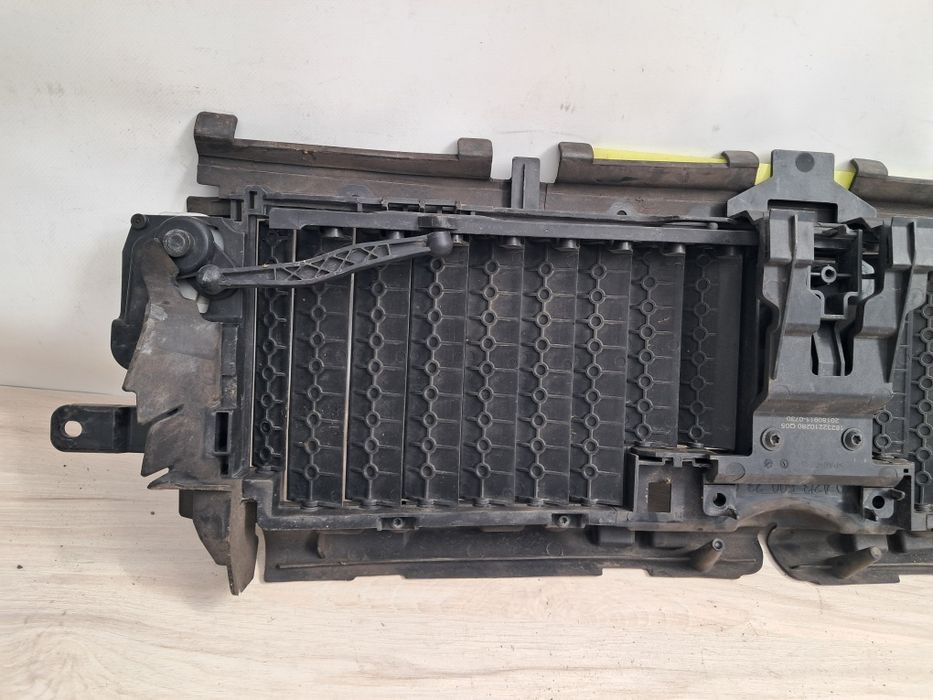Клапи радиатор  Mercedes W213 A213 500 23 00