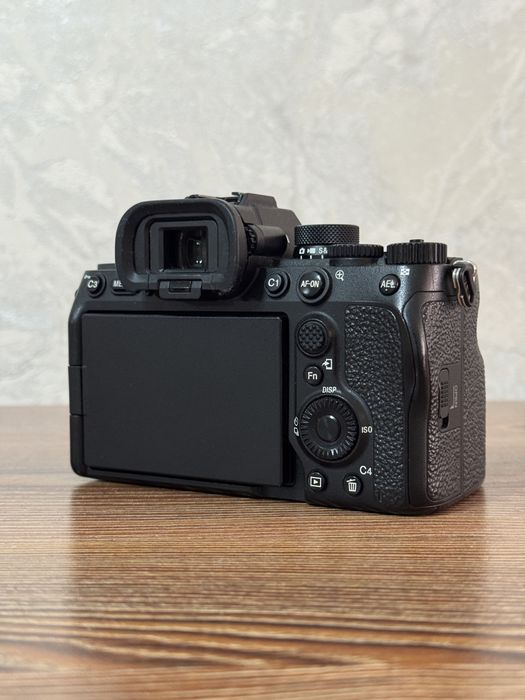 Sony A7IV в отличном состояний