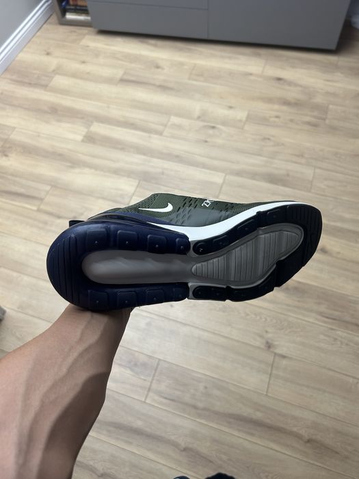 Nike Air Max 270
