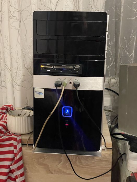 Продам компютер игравой