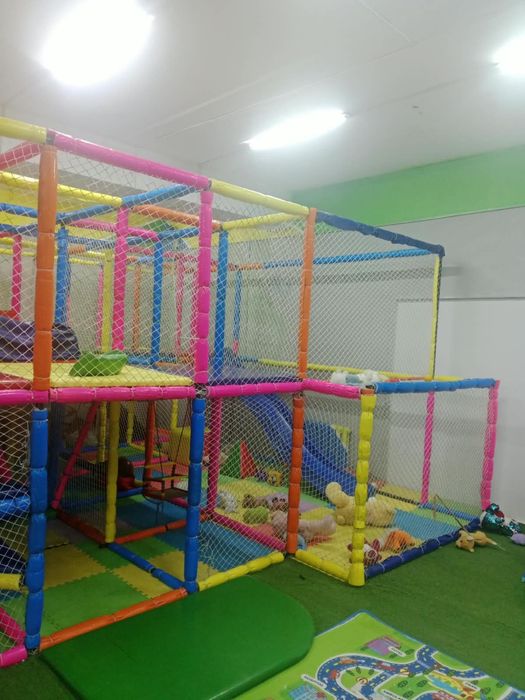 Лабиринт, детский батутный центр