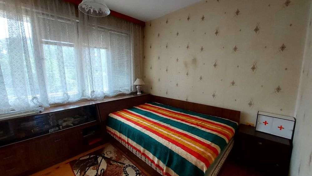 Просторен многостаен апартамент в кв.Училищни,гр.Хасково